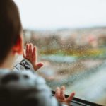 Voyager avec bébé : quelques astuces pour ne pas trop s’encombrer